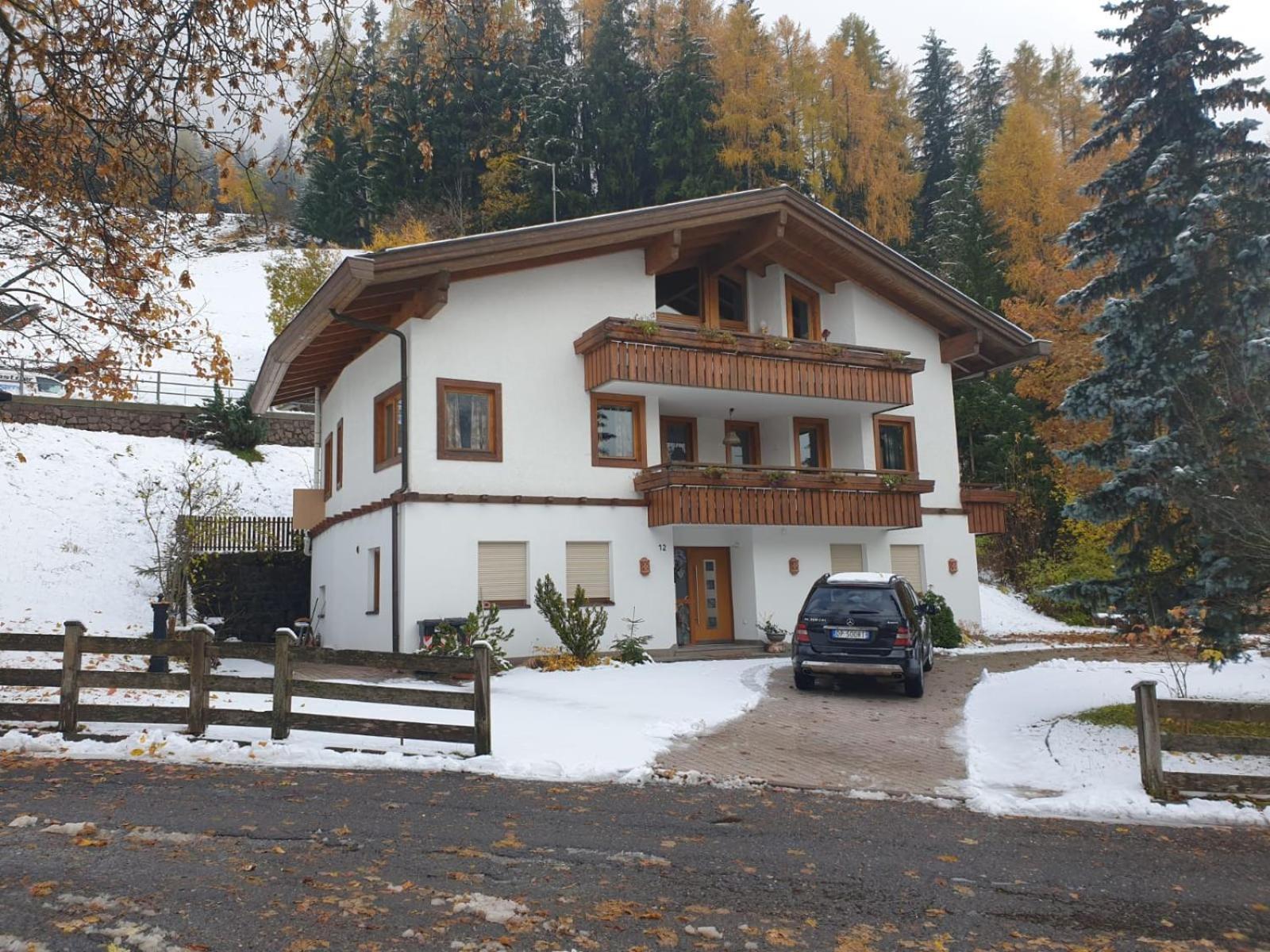 Hotel Rodes Ortisei Bagian luar foto