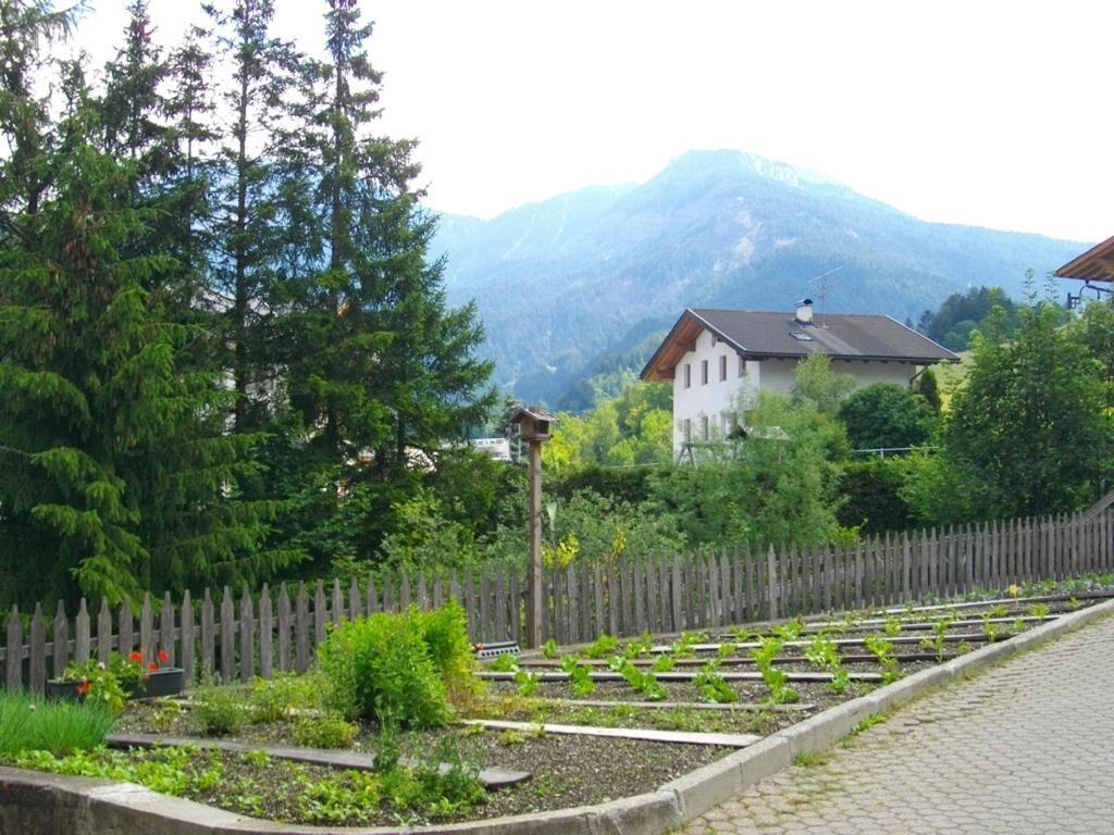 Hotel Rodes Ortisei Bagian luar foto